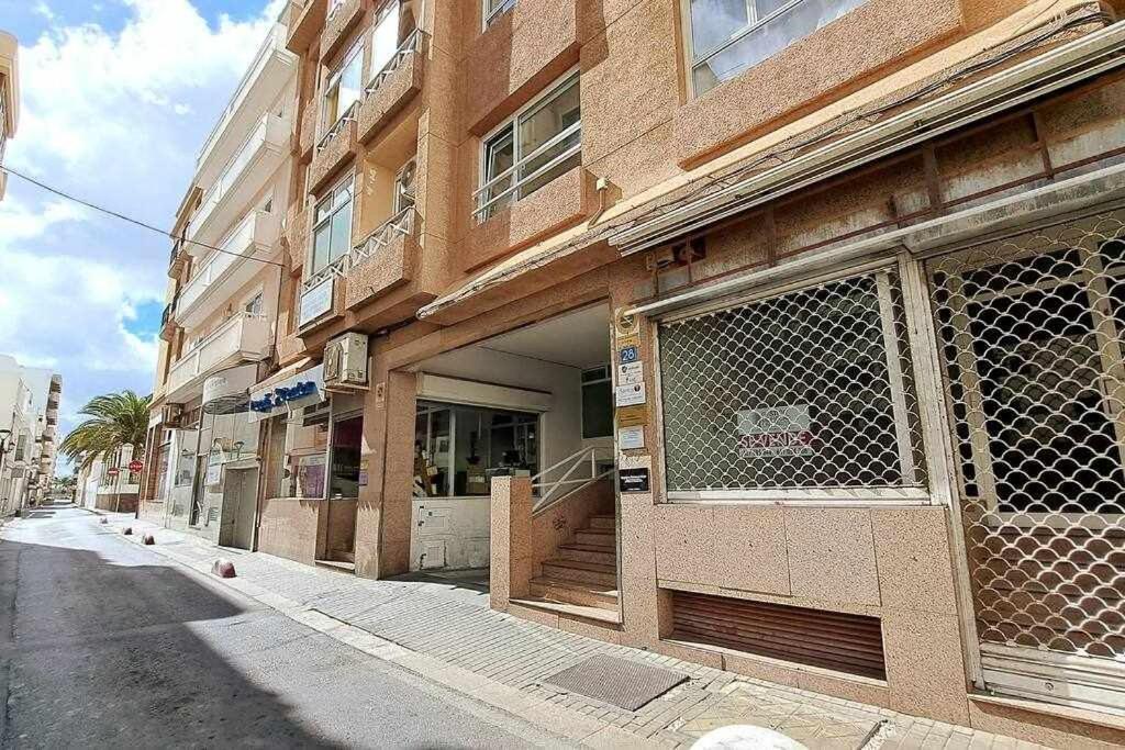 Arq * Arrecife (Lanzarote)