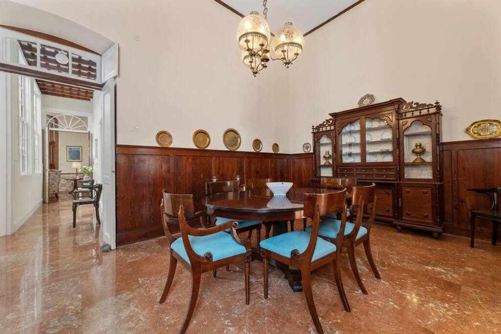 ** Valls De Quintana ** Casa Emblemática Arrecife Сasa de vacaciones