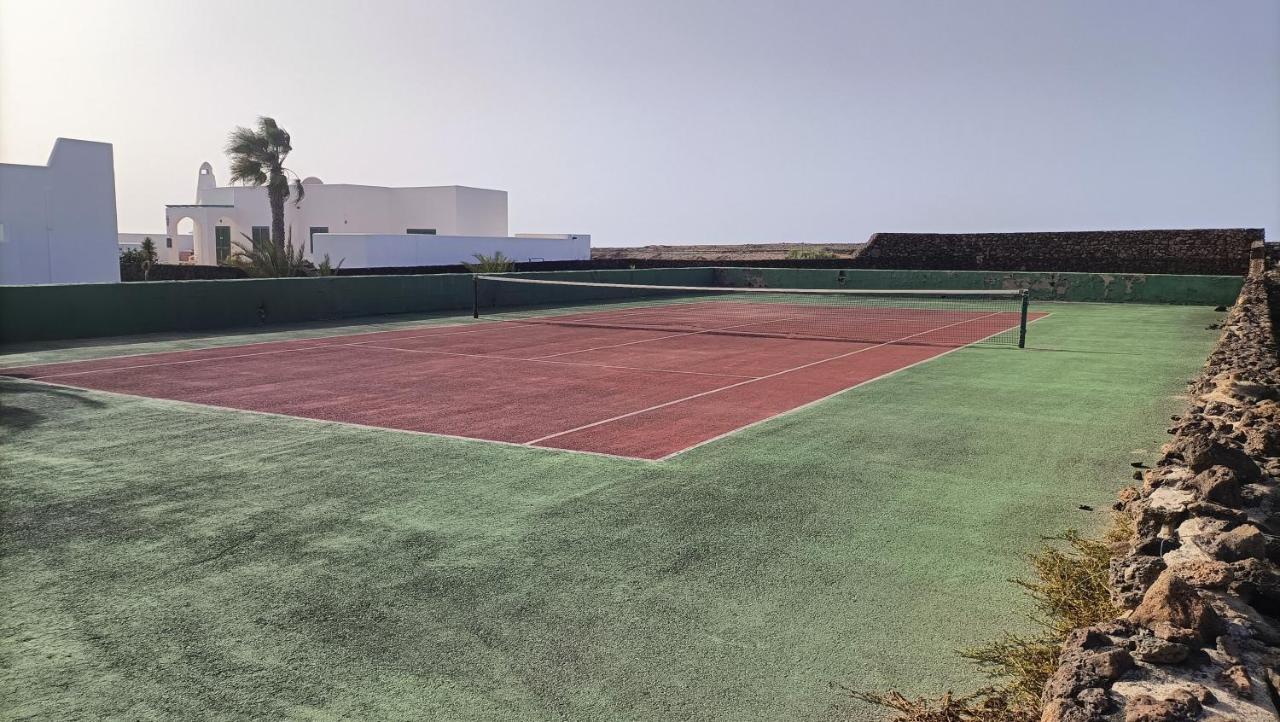 The White House With Pool - Playa Blanca Apartamento *