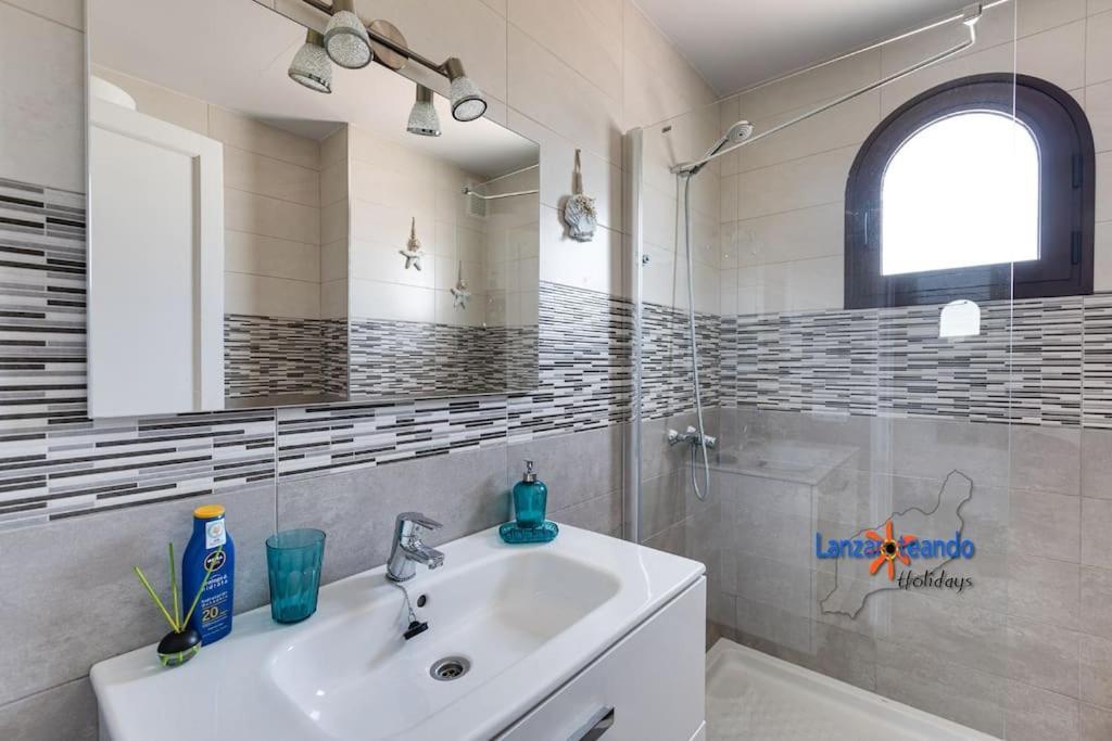Papillon Apartment Costa Teguise