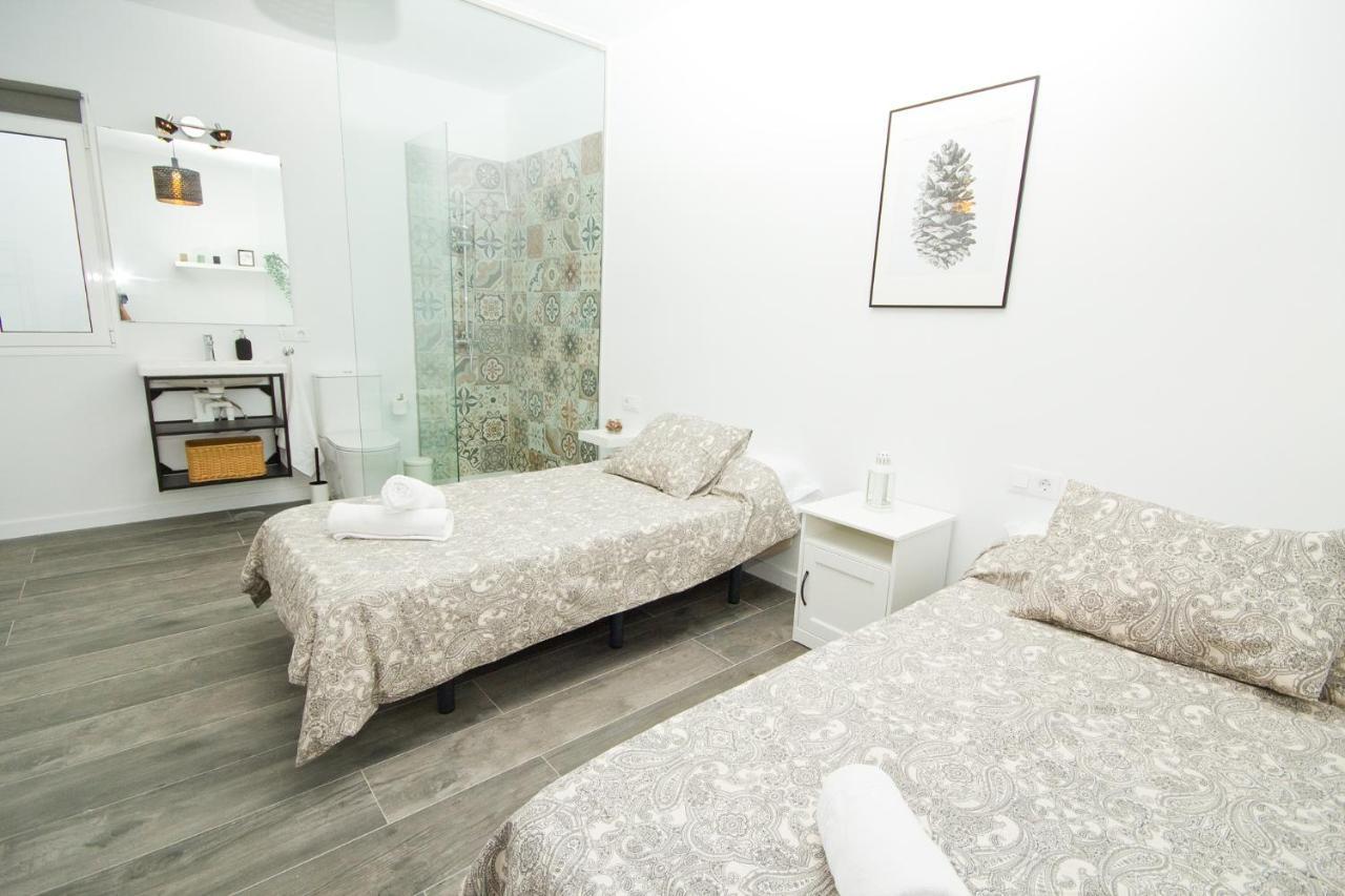 Guest house Alonsos - Open Mall - By Az *