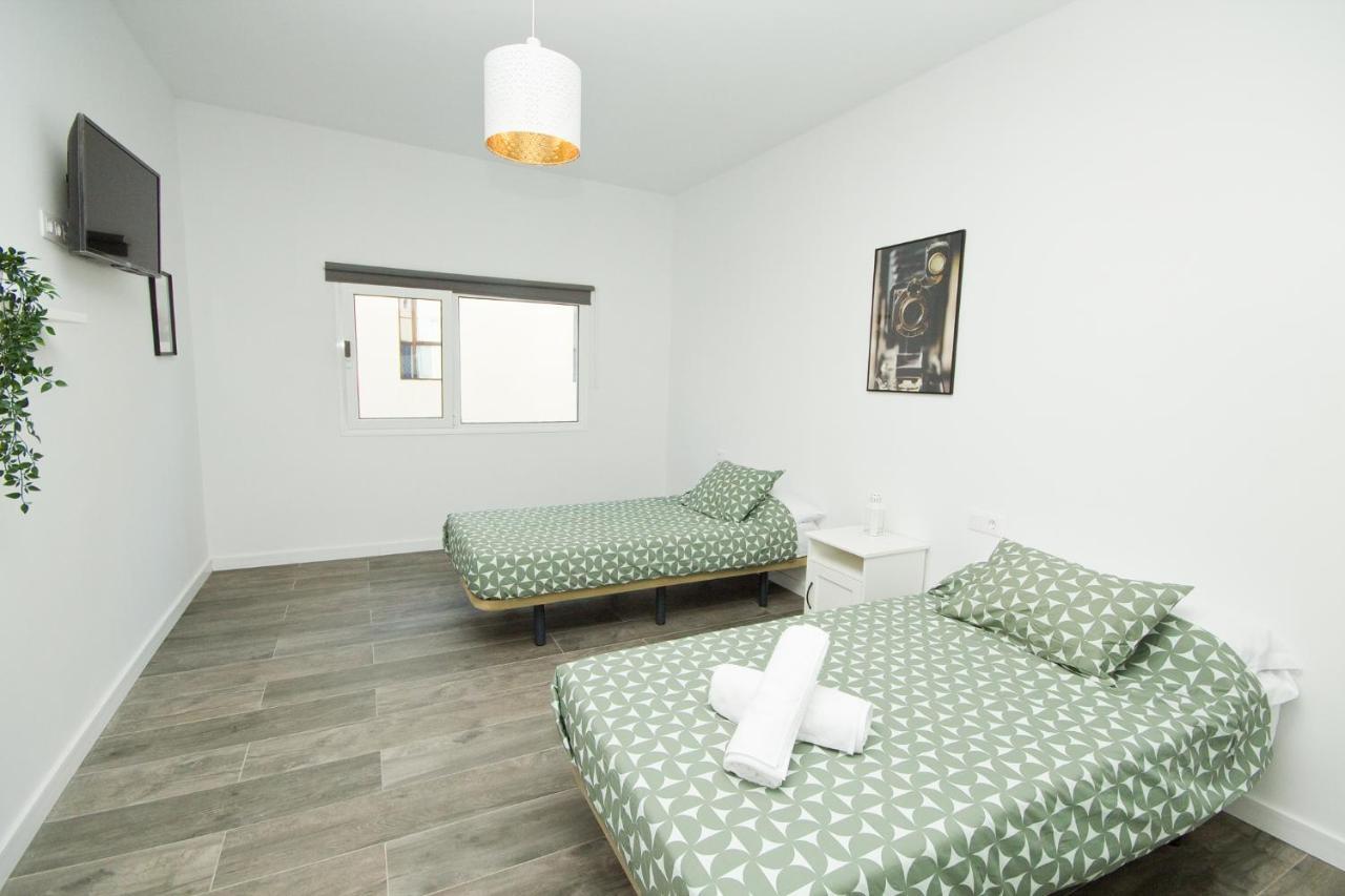 Alonsos - Open Mall - By Az Guest house