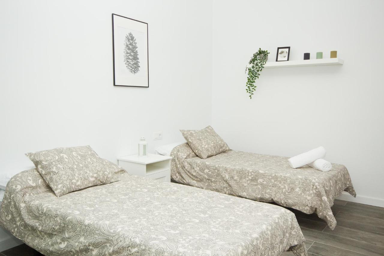 Alonsos - Open Mall - By Az Guest house