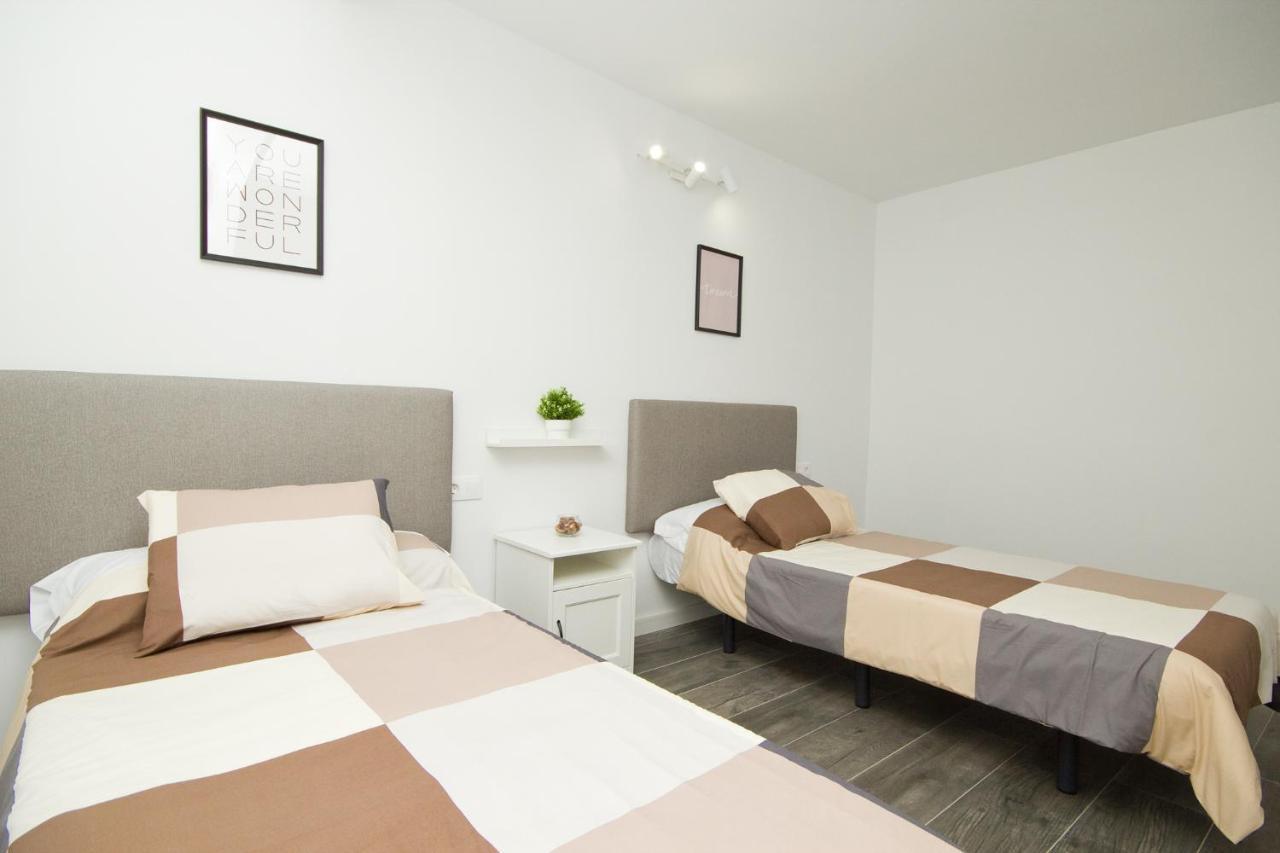 Alonsos - Open Mall - By Az Guest house Arrecife (Lanzarote)