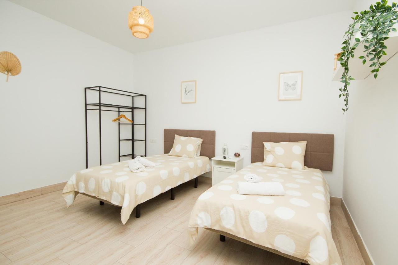 Alonsos - Open Mall - By Az Guest house Arrecife (Lanzarote)
