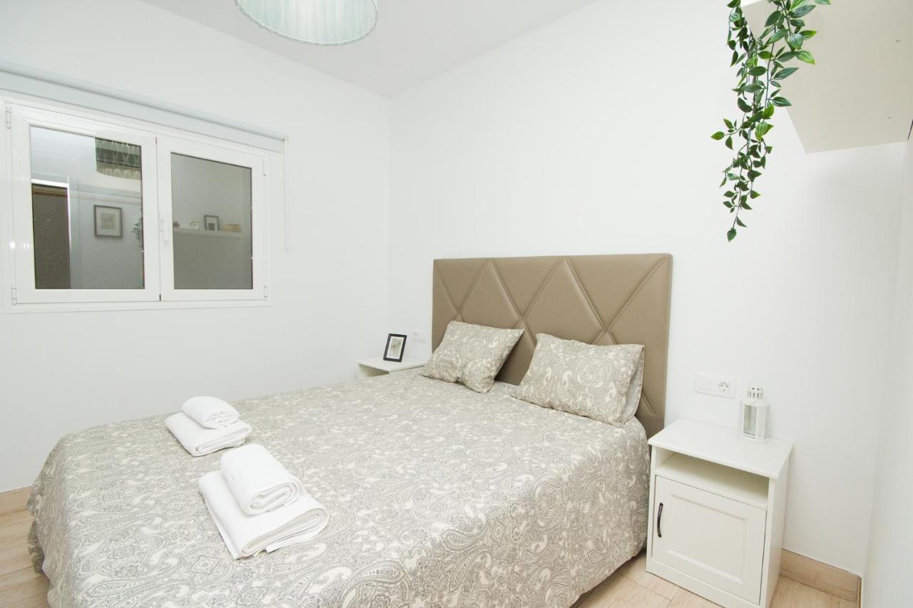 Alonsos - Open Mall - By Az Guest house *
