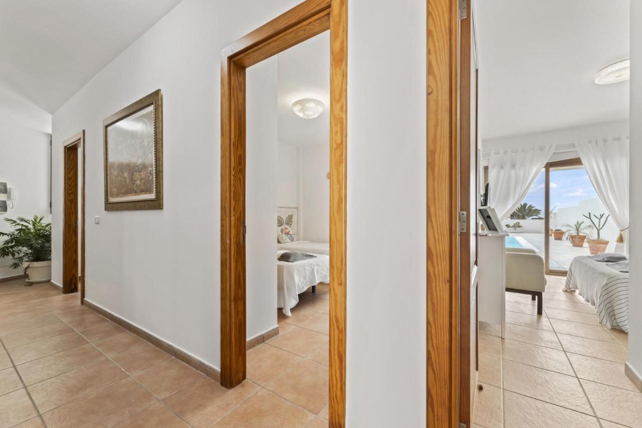 Flora - Vipvipvillas * Playa Blanca (Lanzarote)
