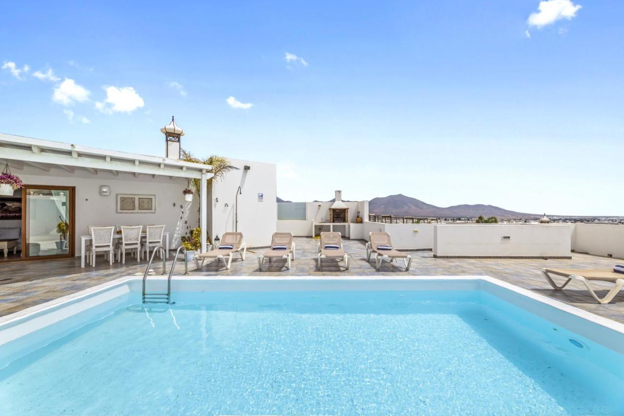 Flora - Vipvipvillas * Playa Blanca (Lanzarote)