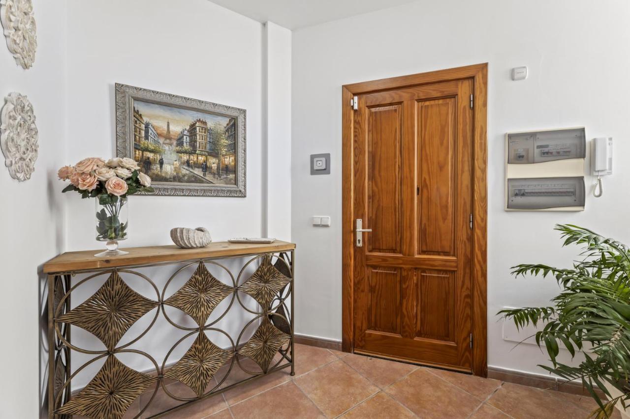 Flora - Vipvipvillas Villa Playa Blanca (Lanzarote)