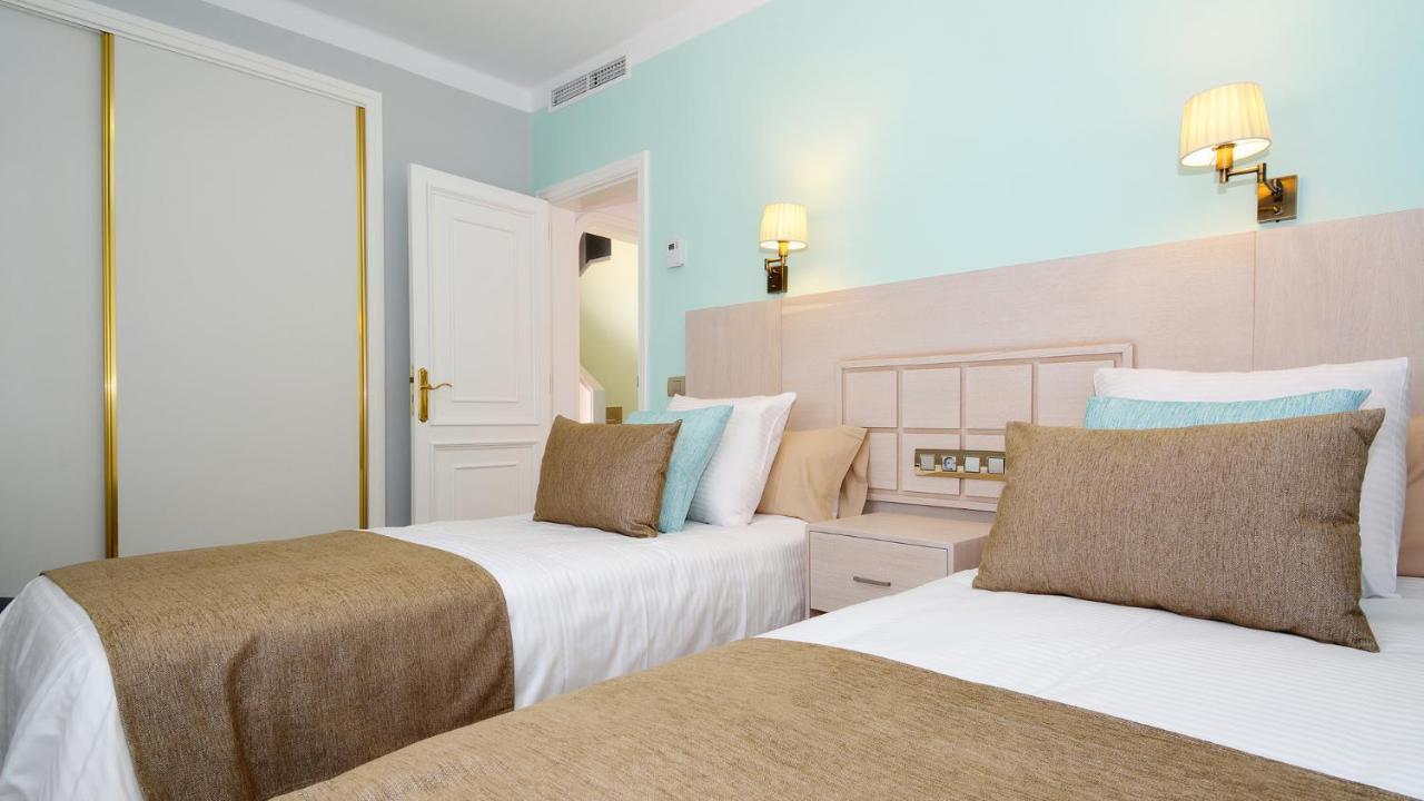 Lovely 3-bed In Puerto Del Carmen Villa *