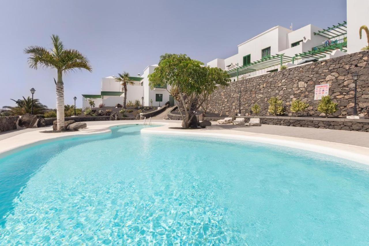Om Con Piscina Y Vistas Al Mar Costa Teguise
