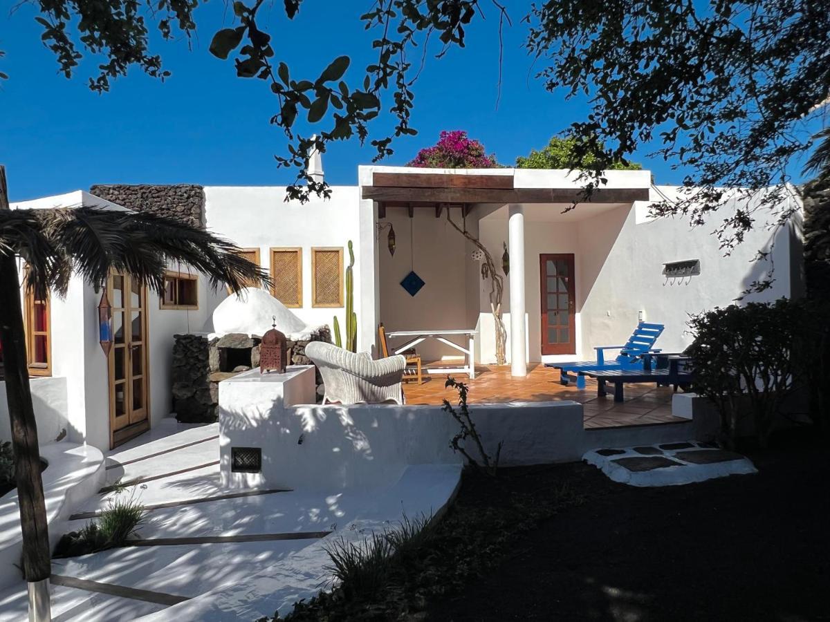 Holiday home Stylish House In A Real With Private Garden