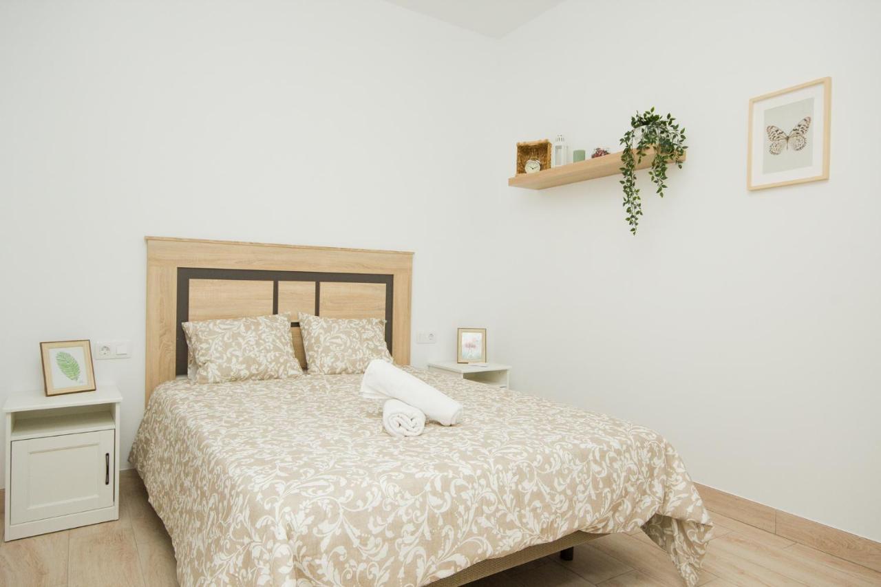Alonsos - Open Mall - By Az Guest house *