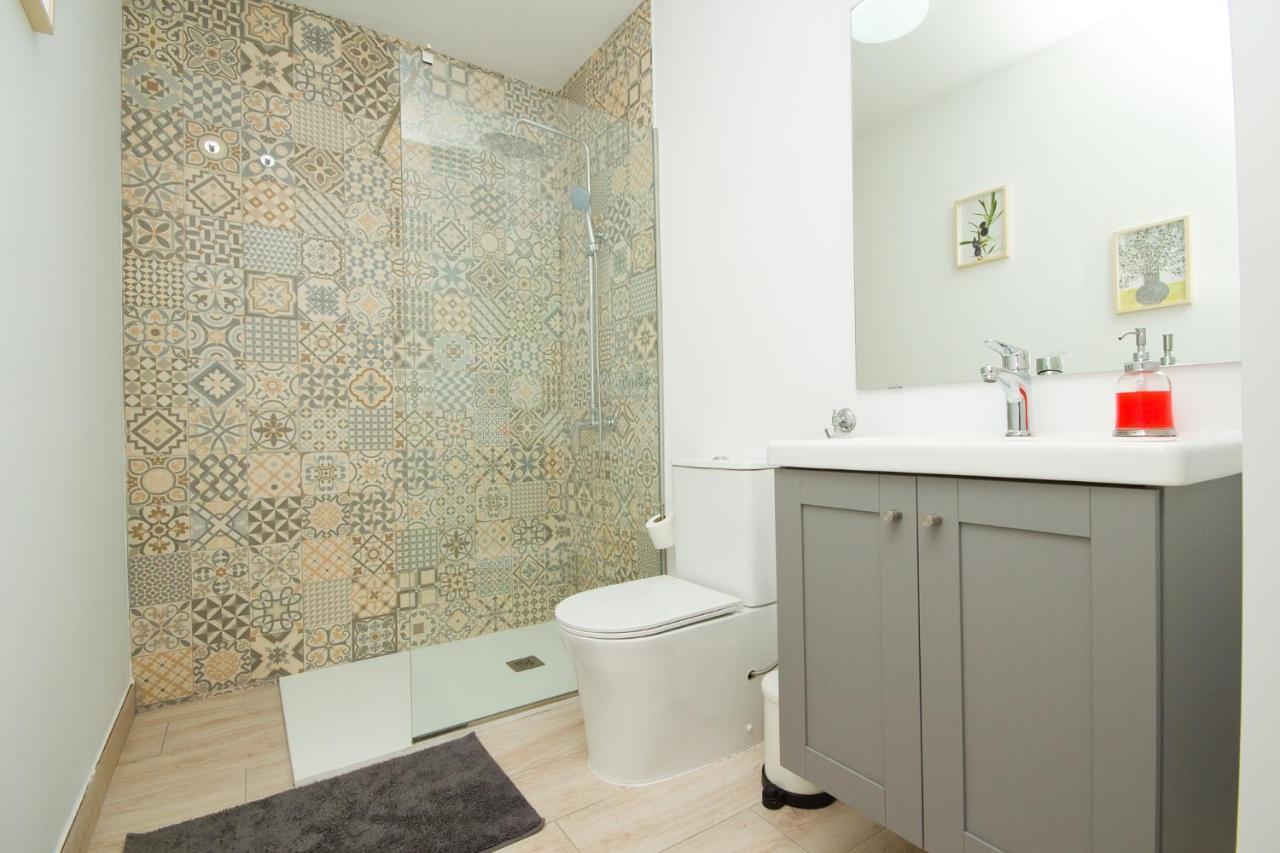 Guest house Alonsos - Open Mall - By Az *