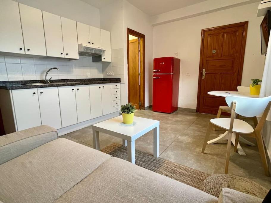 Weybeach2 -shared Terrace,plaza View,sea Frontline * La Santa
