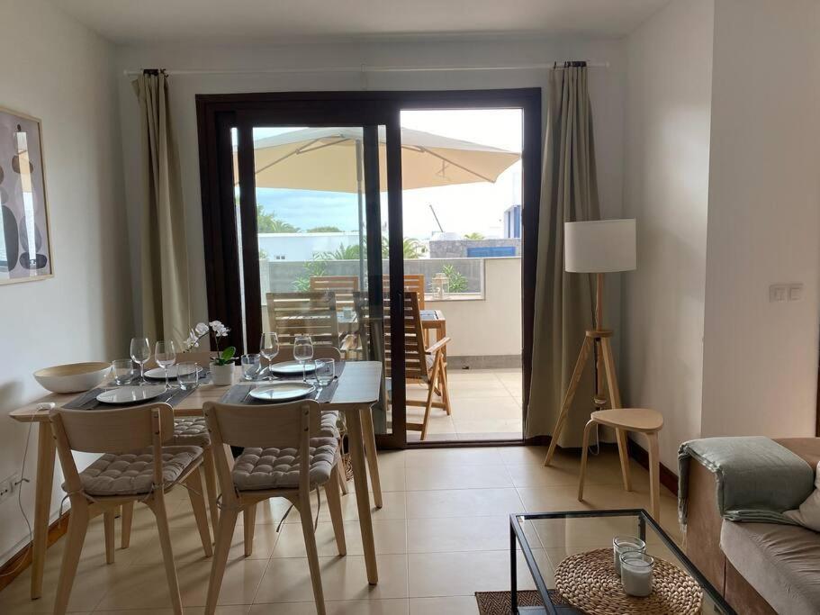Casa Marla Mit 3 Schlafzimmern Und 2 Badezimmern * Puerto Calero