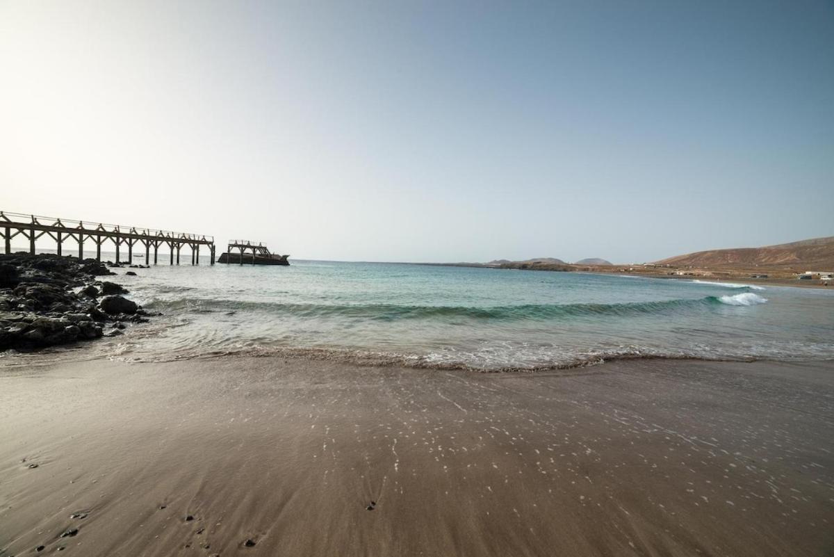 Lightbooking Lanzarote Сasa de vacaciones Haría