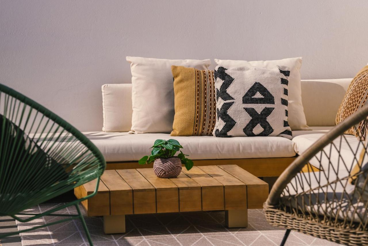 Casa Lola * Tias