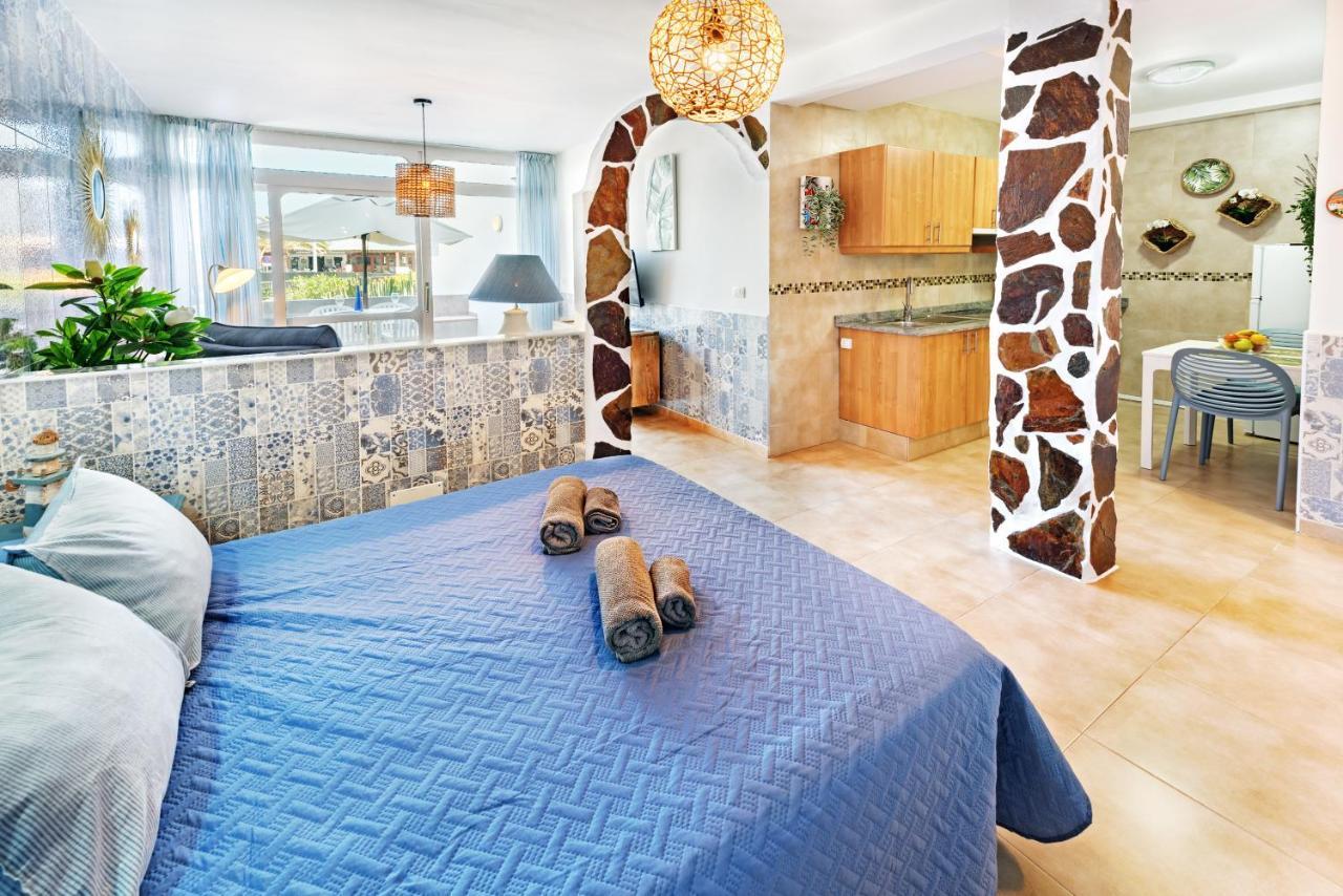 Lanzahost Casa Elena Costa Teguise