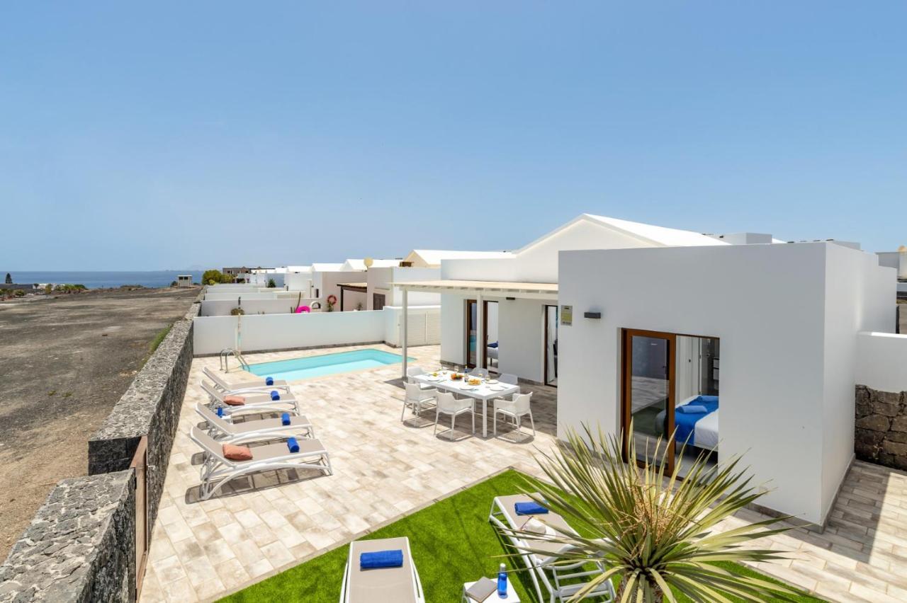 Montane By Playa Blanca (Lanzarote)
