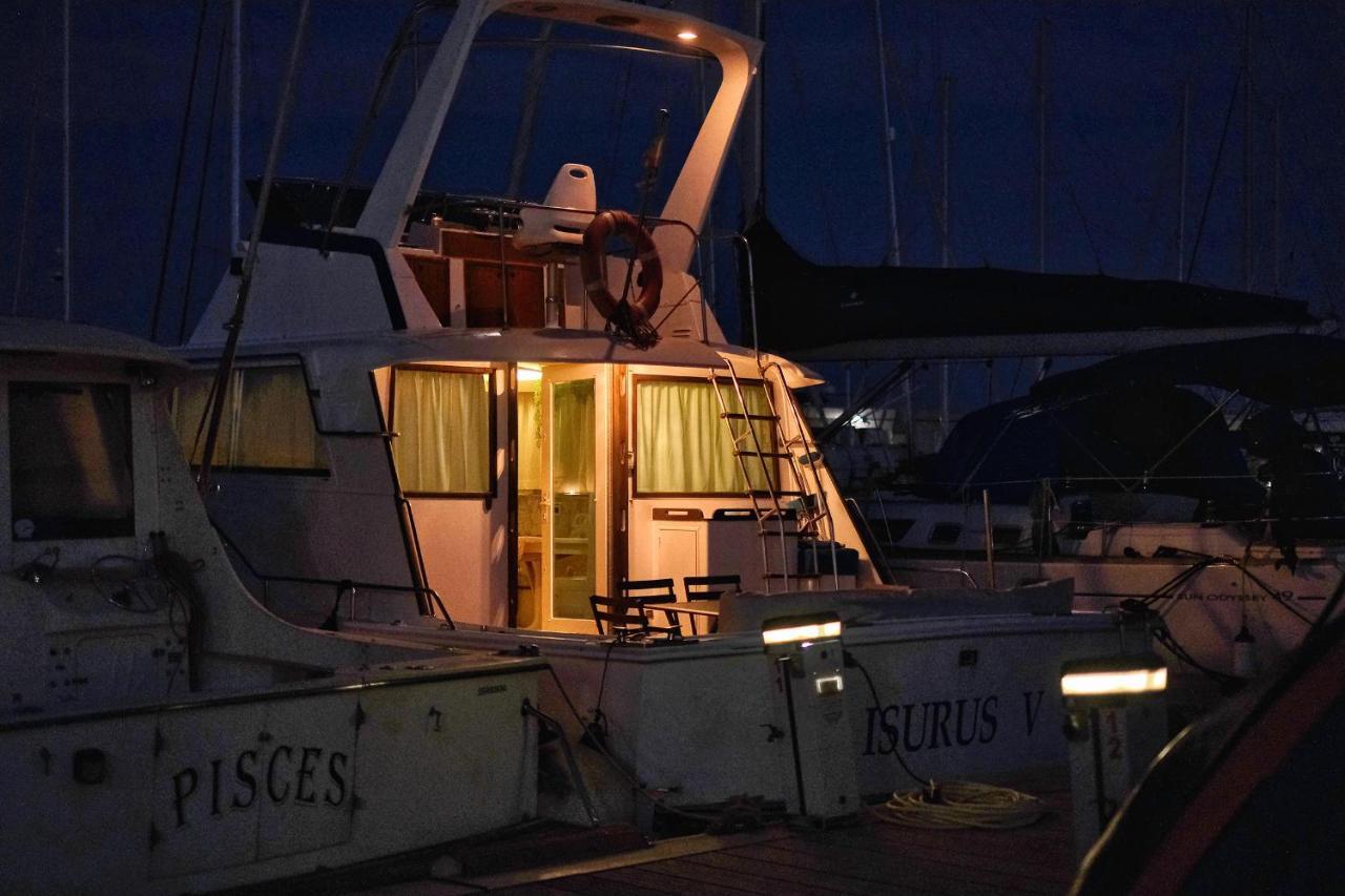 Houseboat Isurus Quinto *
