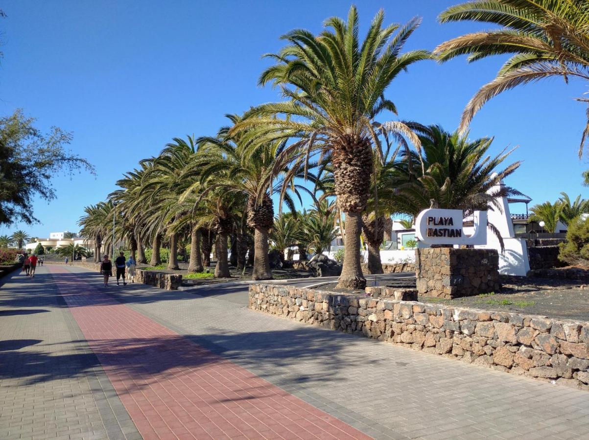Aqua Sunrise & Sea Views Apartamento
