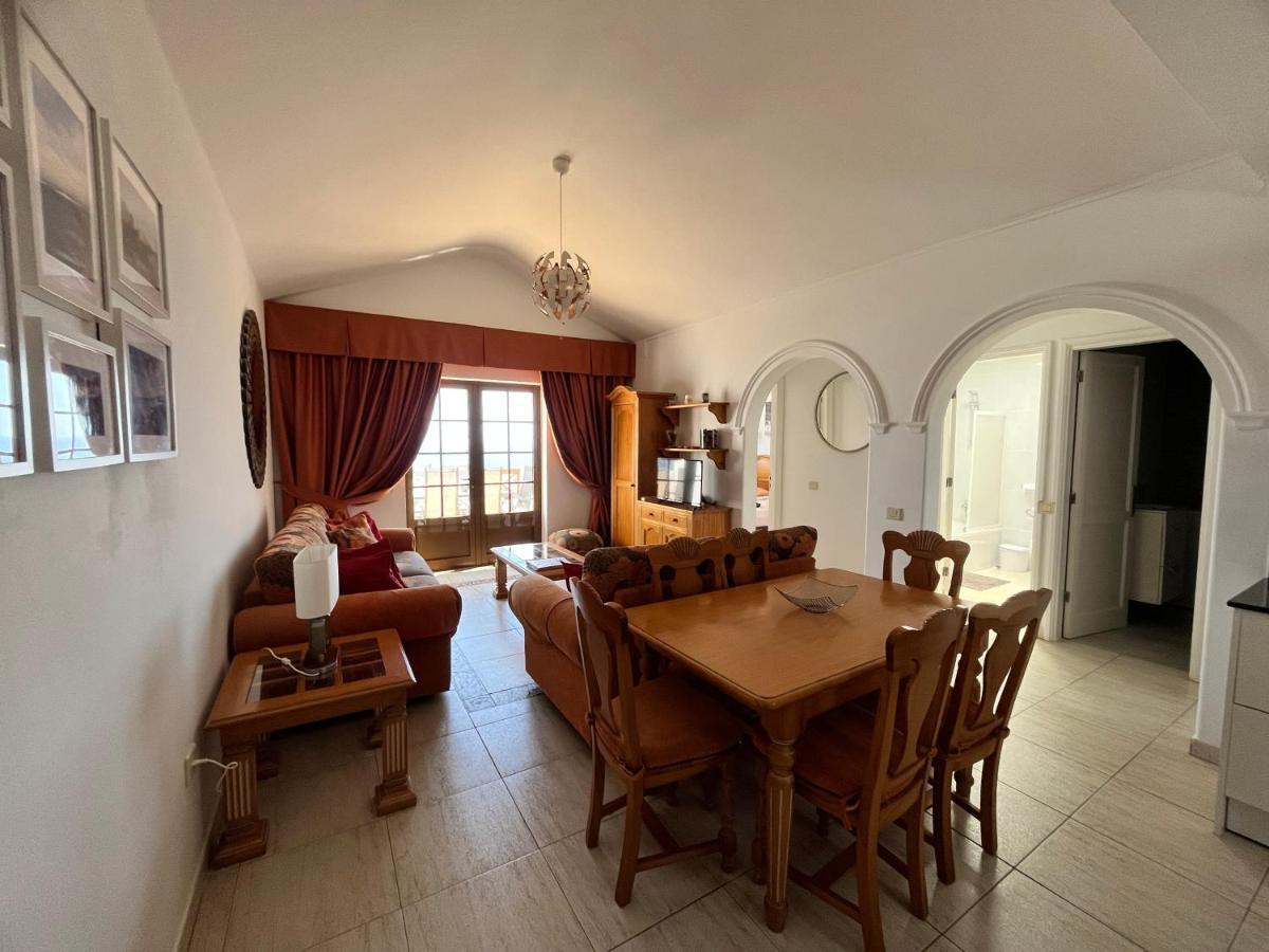 Apartment La Cumbre 7a - 2 Bed/2 Bath - 1st Floor - Uk Tv - Wi-fi *