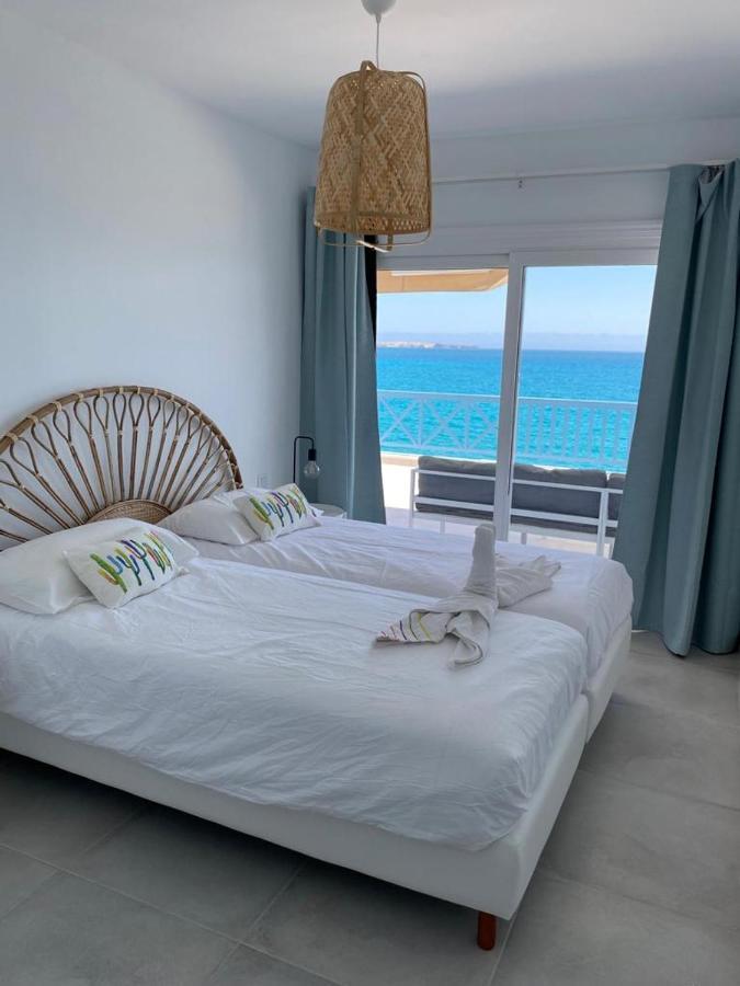 Seaview Adelfas