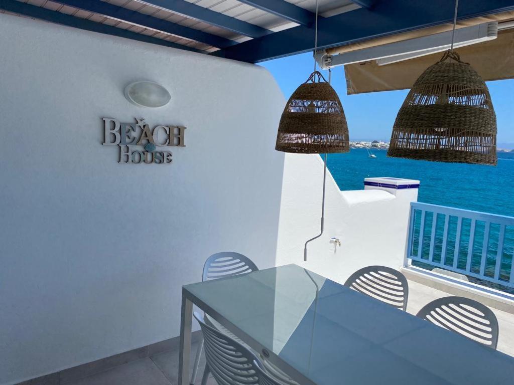 Seaview Adelfas Apartment