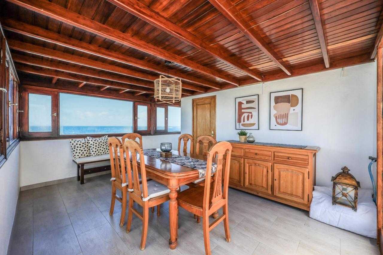Sweet La Ola Apartment *