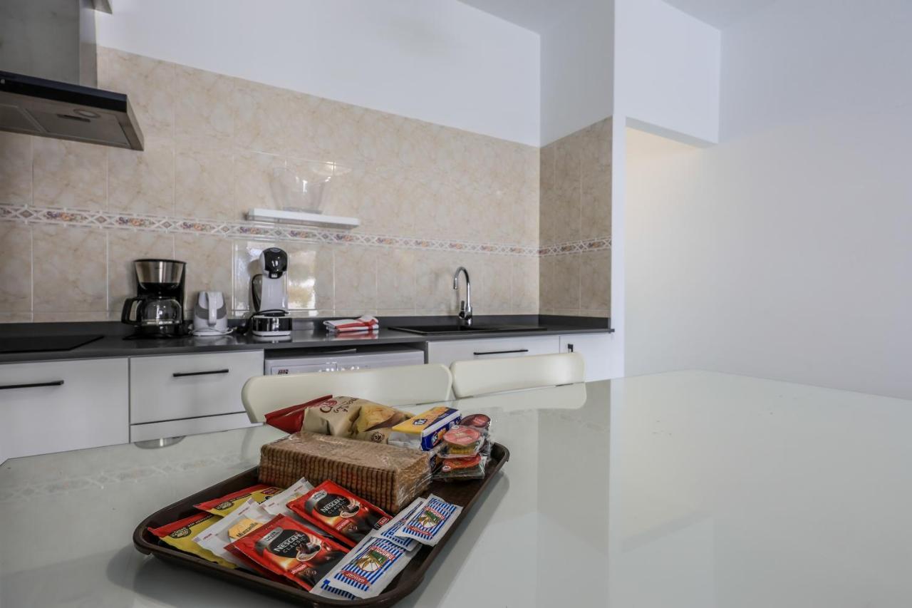 New Lanzasuites Villa