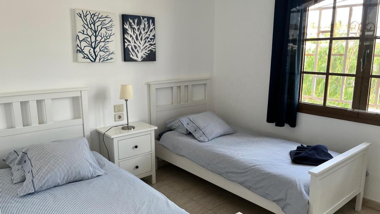 Apartment La Cumbre8a- 2 Bed-2 Bath - 1st Fl.- Air-con-wi-fi *
