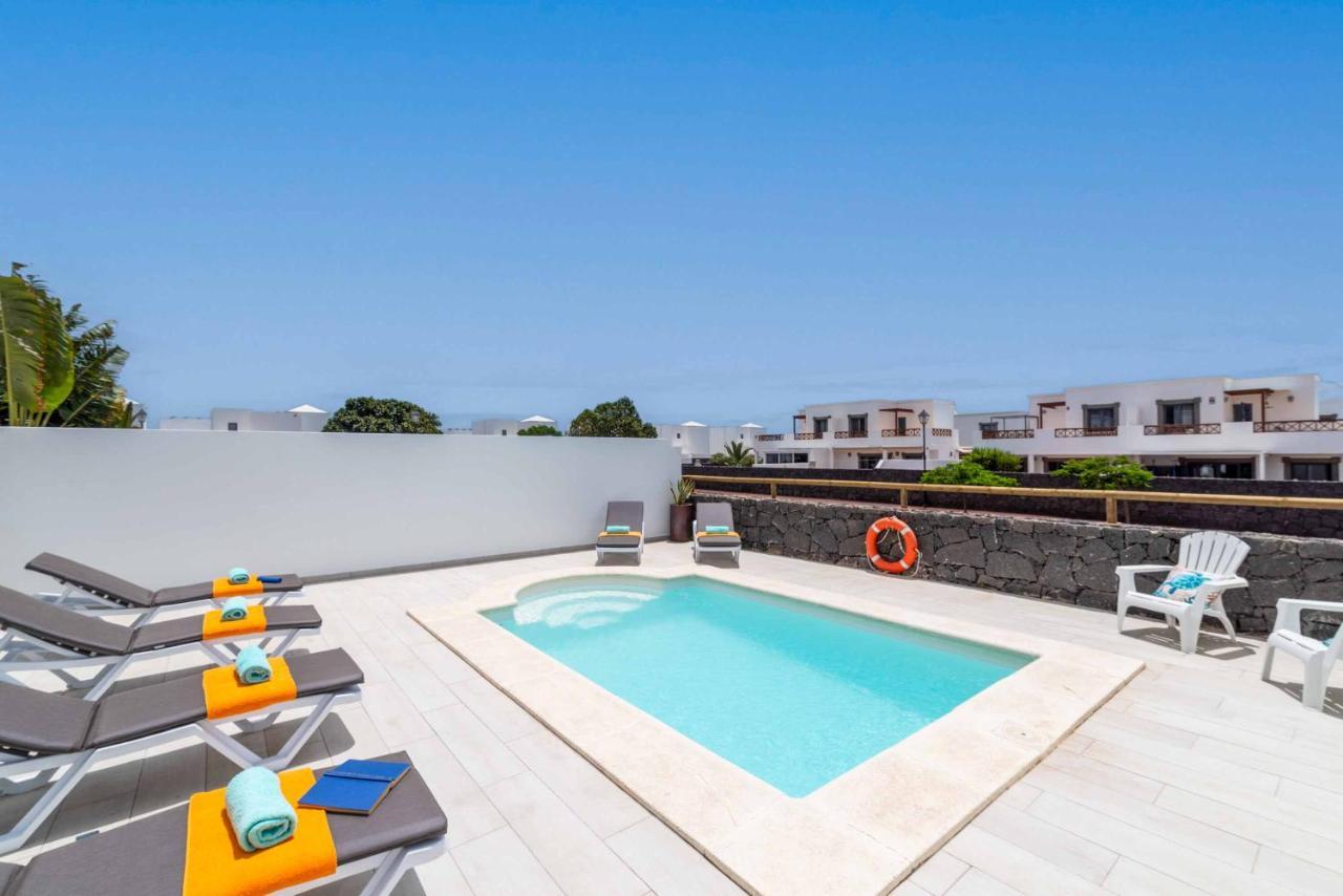 Rubi Mar Villa *