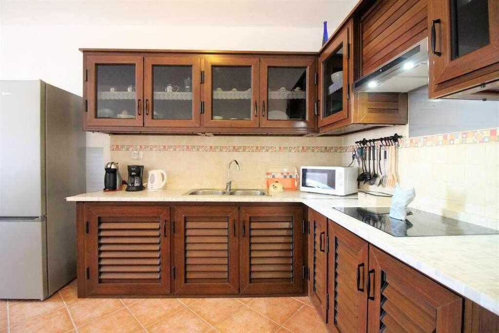 Micaelas House En El Pueblo Marinero Holiday home