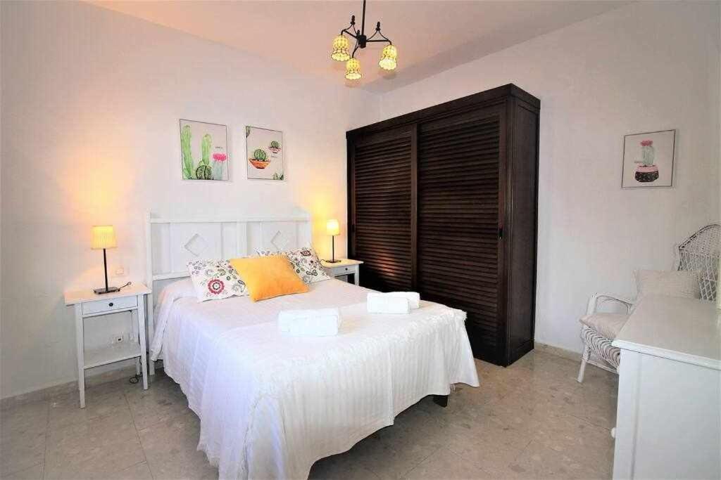 Сasa de vacaciones Casa Alejandra Con Terraza Y Barbacoa *