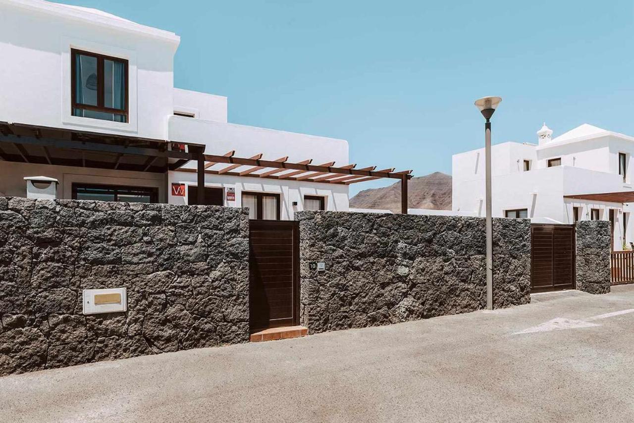 Lyra Piscina Climatizada * Playa Blanca (Lanzarote)