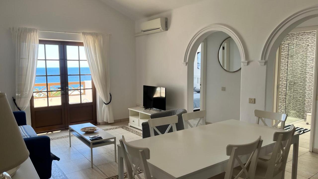 La Cumbre8a- 2 Bed-2 Bath - 1st Fl.- Air-con-wi-fi Apartment