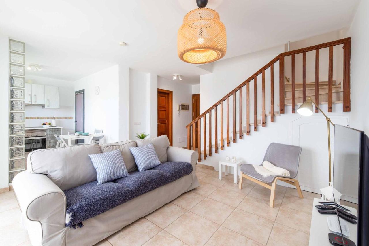 Rubi Mar Villa *