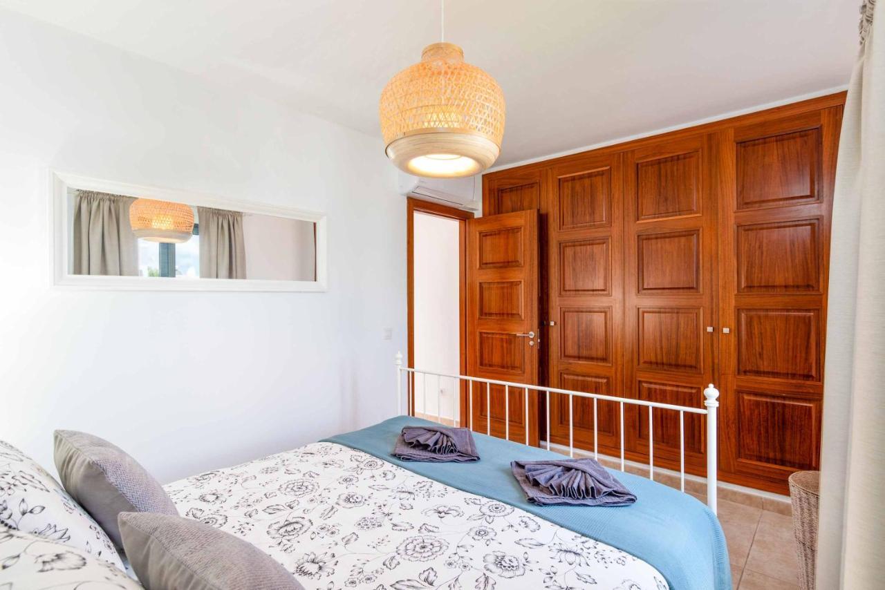 Rubi Mar Villa *
