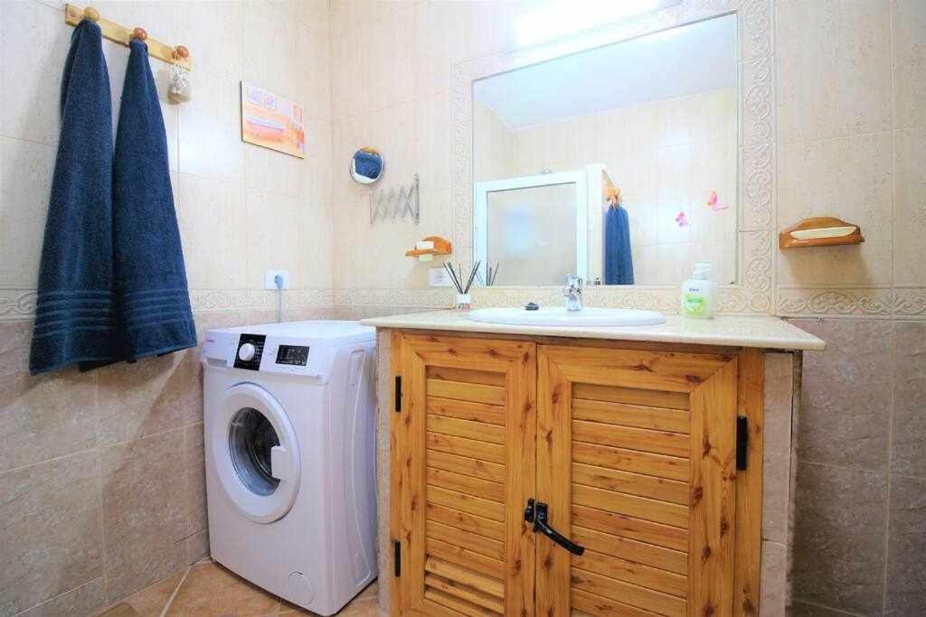 Micaelas House En El Pueblo Marinero Holiday home