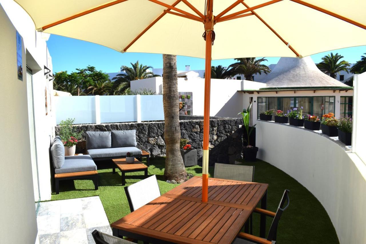 Apartamento La Palmera - 2 Bedroom - Playa Roca Sea Front Access - Pool View - Free Ac - Wifi Costa Teguise