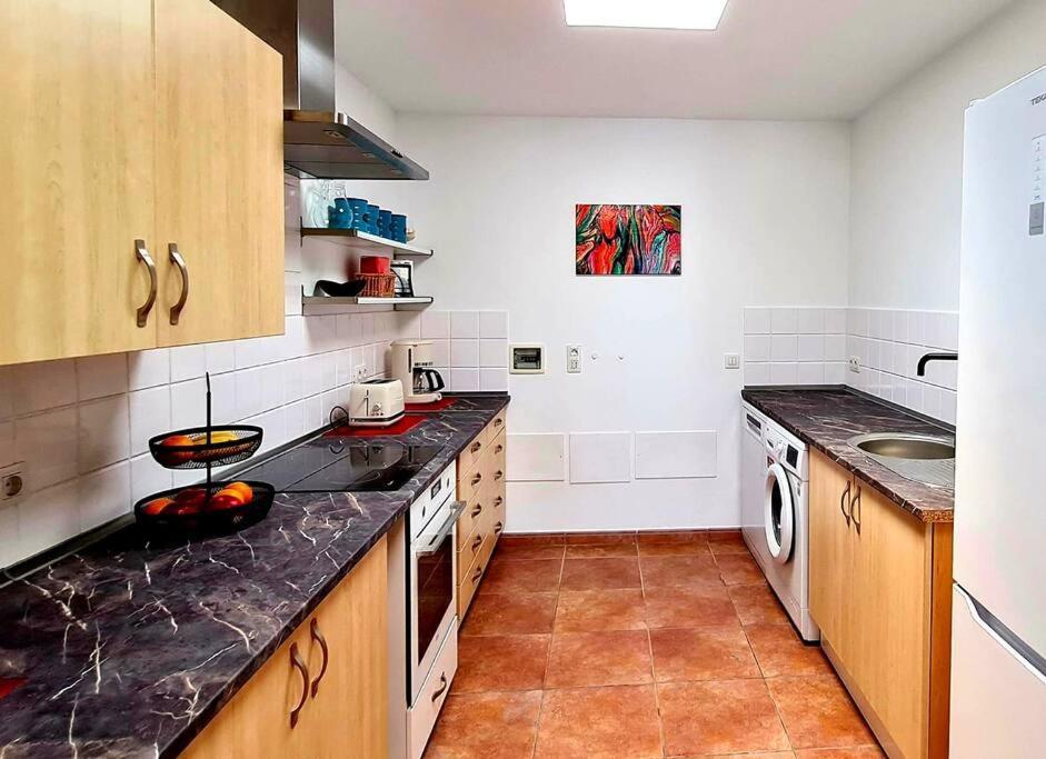 Nitho - Heated Pool, Panoramic View, Privacy Villa Playa Blanca (Lanzarote)
