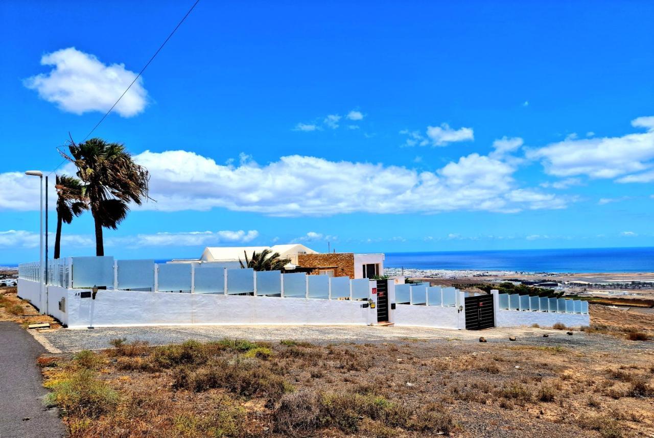 Villa Vista Mar Ii, 280 Qm, Heated Pool, Hottube, Gaming Room, Fast Internet, Meerblick Guime