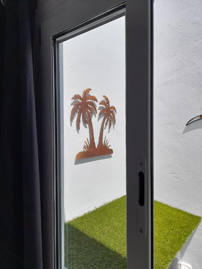 La Palmera - 2 Bedroom - Playa Roca Sea Front Access - Pool View - Free Ac - Wifi *