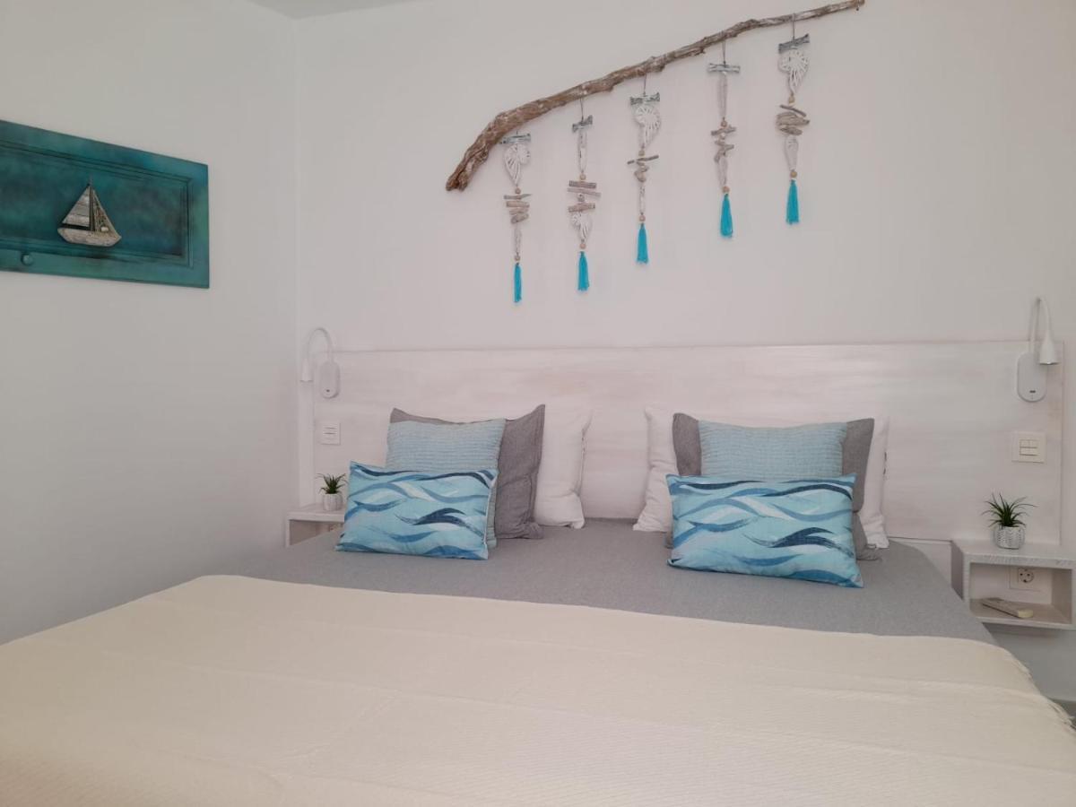 La Palmera - 2 Bedroom - Playa Roca Sea Front Access - Pool View - Free Ac - Wifi * Costa Teguise