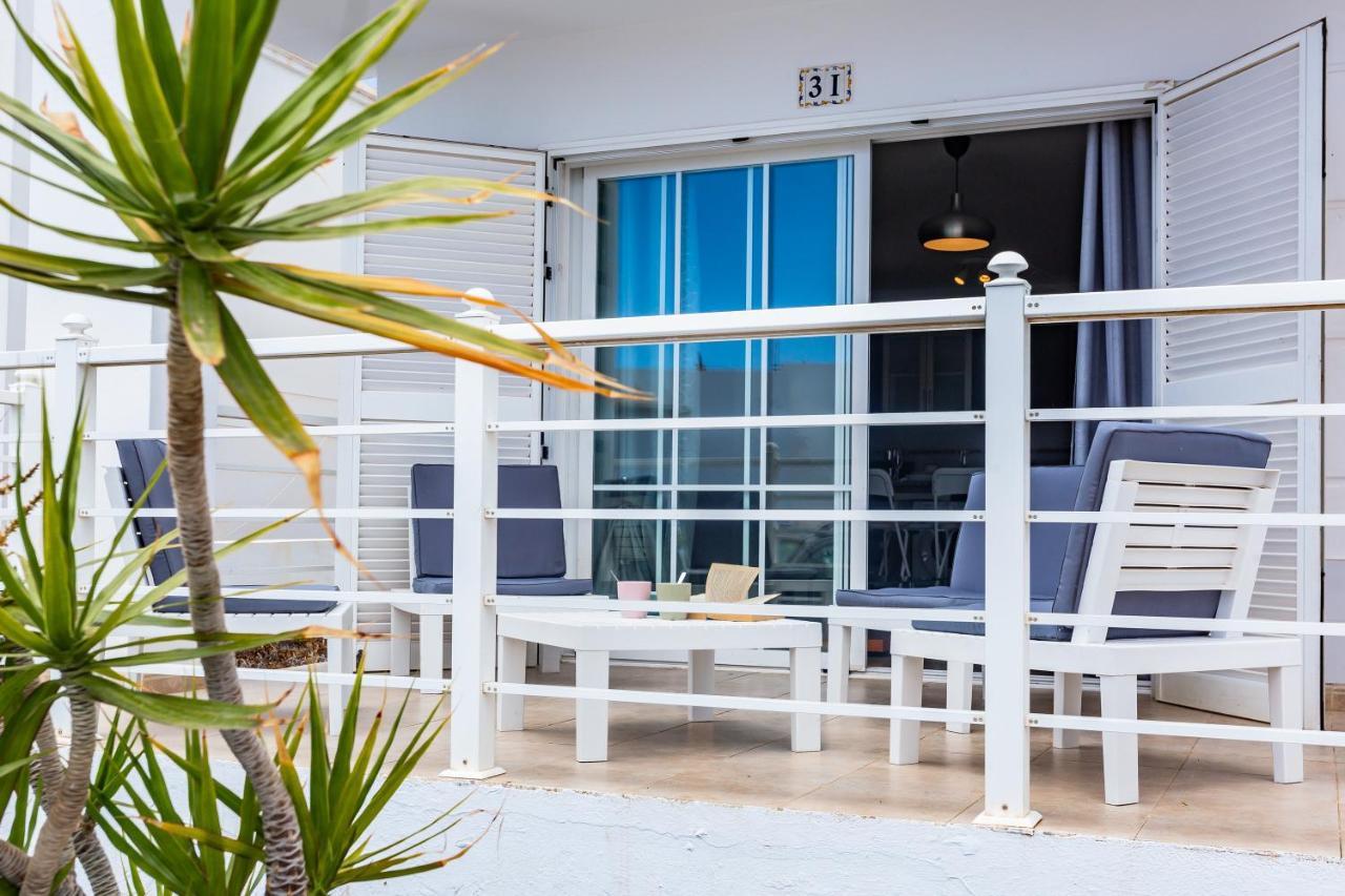 Bright 5 Minutes Walking From The Beach Tias