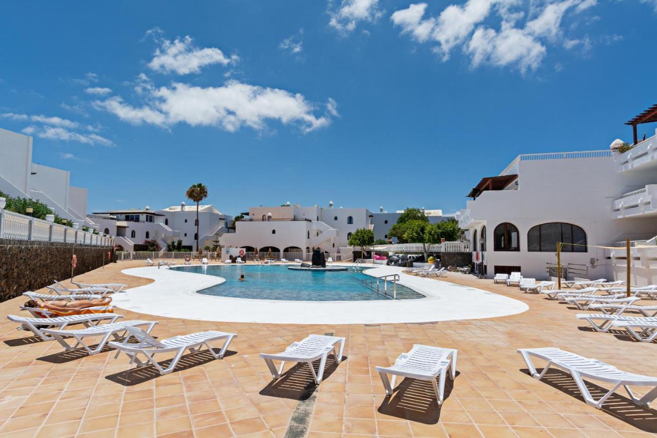Casa Ayram - Private Terrace - Pool - 10 Min Walk Apartamento Costa Teguise