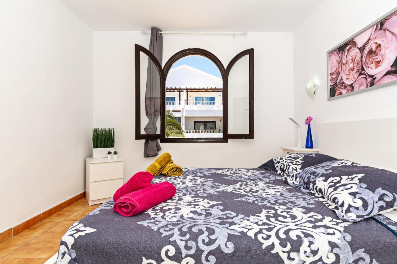 Casa Ayram - Private Terrace - Pool - 10 Min Walk