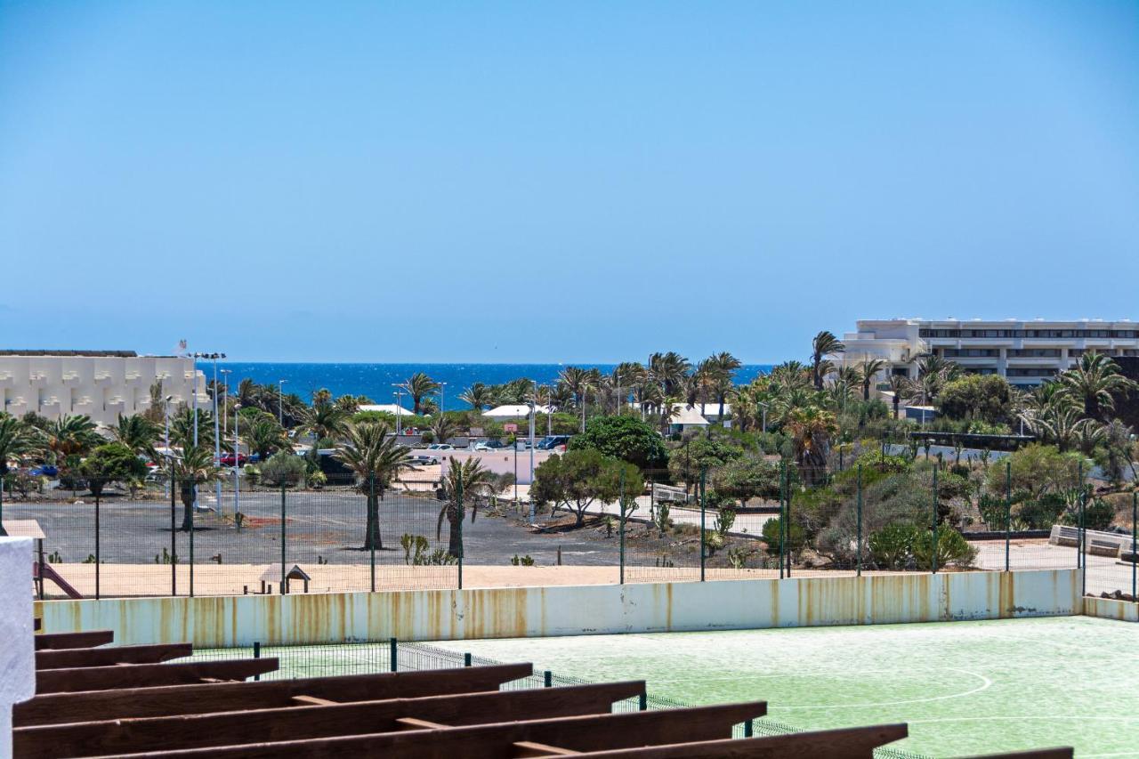Casa Ayram - Private Terrace - Pool - 10 Min Walk Apartamento Costa Teguise