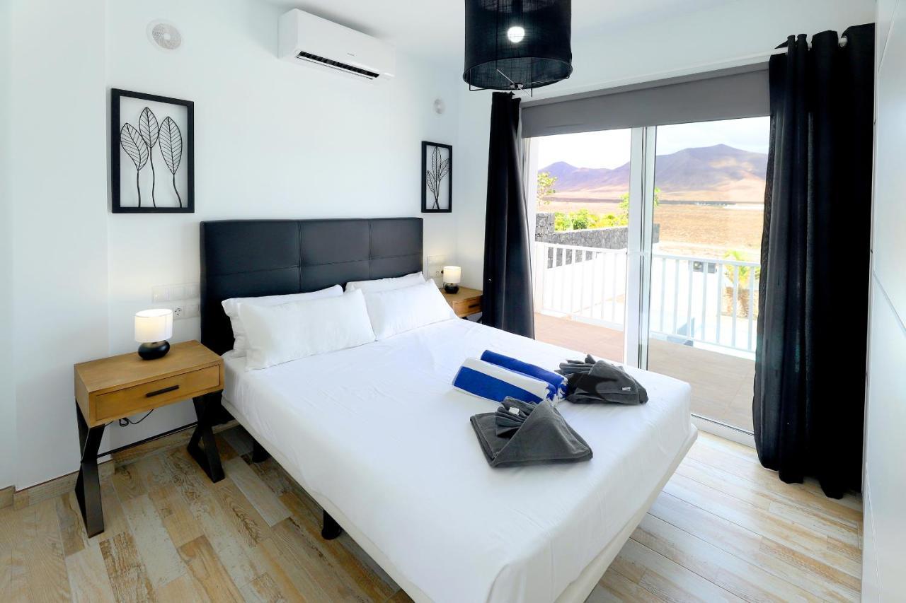 Bella, Modern 4 Bed Playa Blanca (Lanzarote)